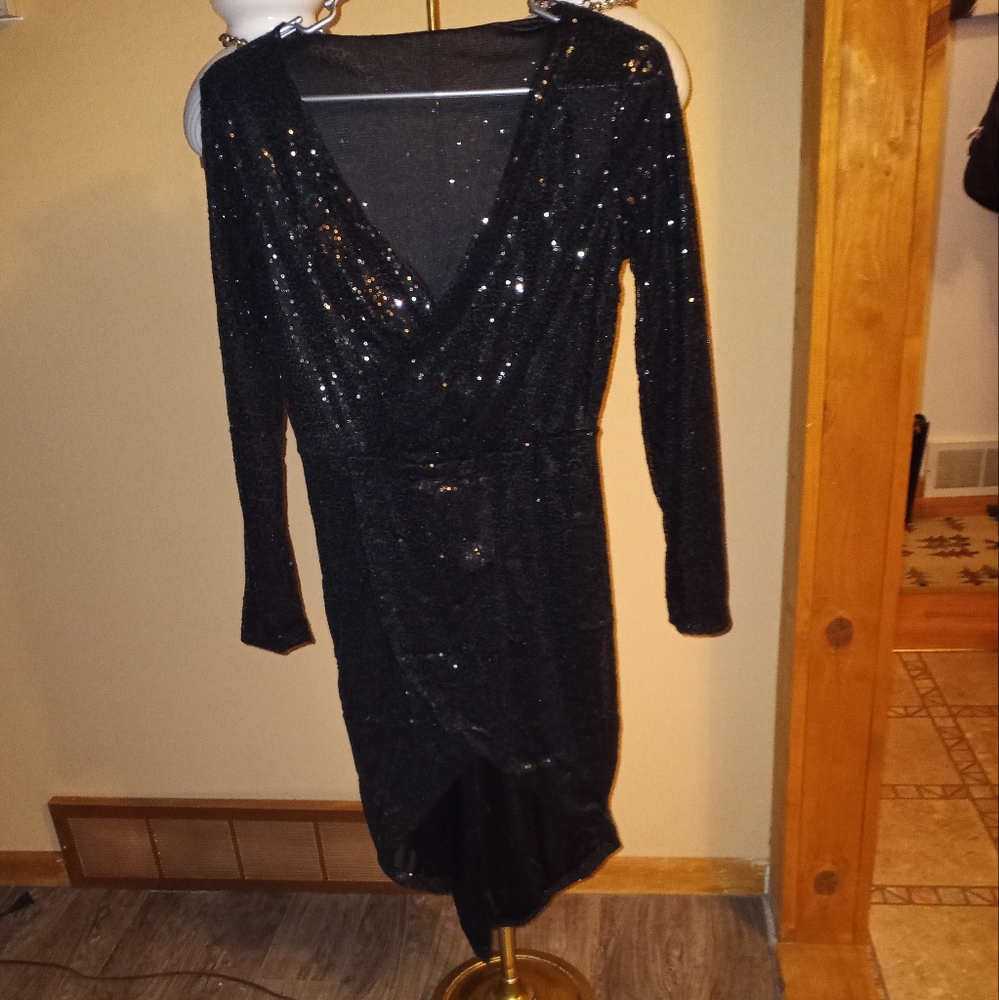 Black sequin long sleeve dress! Size medium